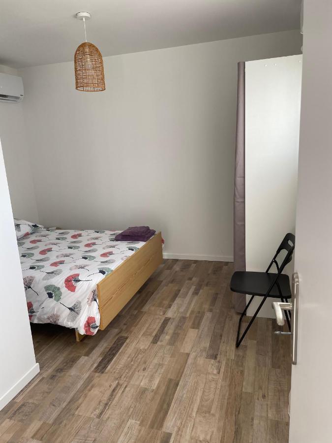 Maison Fleurs De Lys, Climatisee, Wifi Et Parking Privee Gratuit, Lave-Linge, Vernon Giverny Exterior foto